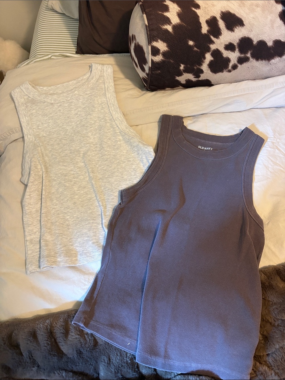 Old Navy Ribbed Tank Duo in Heather Gray and Light Brown